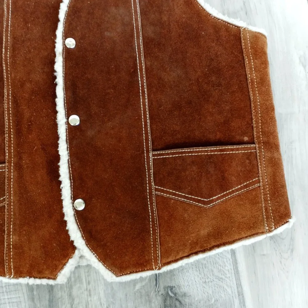 Vest Suede Leather Sherpa lined Men's size 46 Made in Mexico